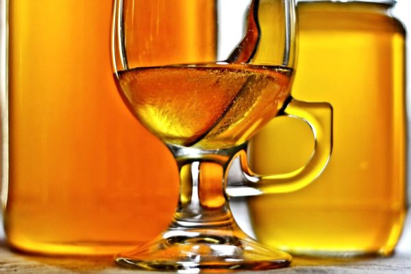 primer-plano-vaso-cerveza-mesa_1048944-6324400 primer-plano-vaso-cerveza-mesa_1048944-6324400
